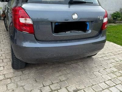 Usata Skoda Fabia 75 CV (55 kW) 2010 Grigio Berlina