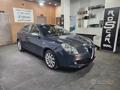 Usata Alfa Romeo Giulietta Super 120 CV (88 kW) 2017 Bluazzurro Utilitaria