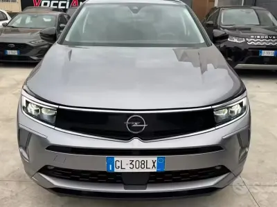 Usata Opel Grandland X Business Elegance 131 CV (96 kW) 2022 Grigio SUV