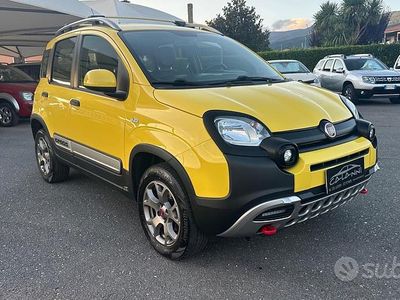 Usata Fiat Panda Cross Cross 80 CV (58 kW) 2015 Giallo Utilitaria
