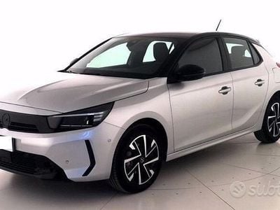 Usata Opel Corsa 100 CV (73 kW) 2025 Grigio Utilitaria