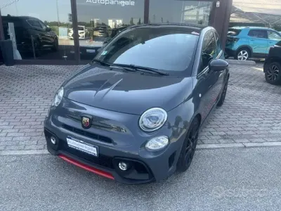 Usata Abarth 595C Esseesse 179 CV (131 kW) 2019 Grigio Cabrio