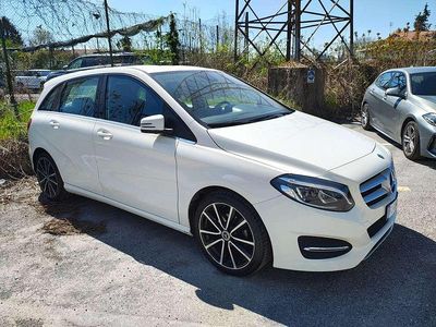 Occasion Mercedes B180 109 ch (80 kW) 2017 Blanc Monospace
