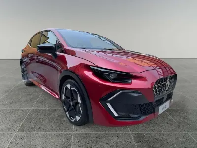 Nuova Renault Clio V Techno 120 CV (88 kW) 2026 Rosso Berlina