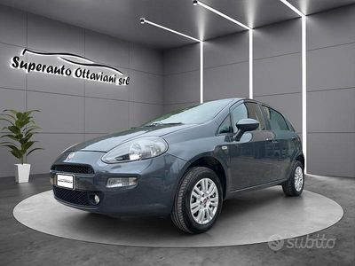 Usata Fiat Punto Street 69 CV (50 kW) 2015 Grigio Utilitaria