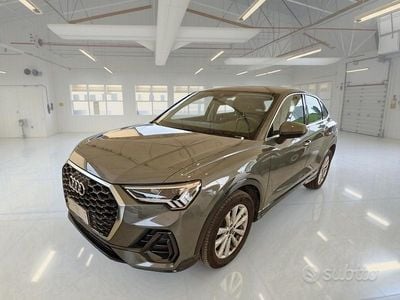 Usata Audi Q3 Sportback Business Plus 150 CV (110 kW) 2023 Grigio SUV