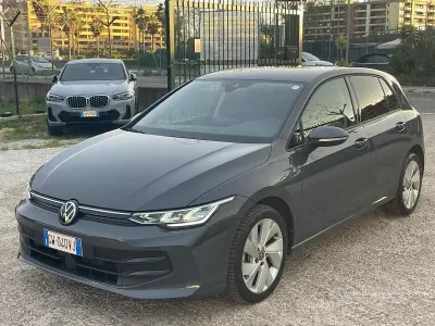 Brugt VW Golf VIII 150 HK (110 kW) 2024 Grå Sedan