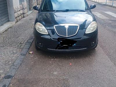 Usata Lancia Ypsilon 80 CV (58 kW) 2007 Nero Utilitaria