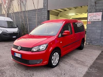 Usata VW Caddy Comfortline 102 CV (75 kW) 2013 Rosso Monovolume