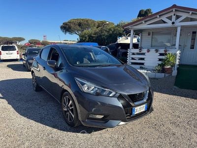 Usata Nissan Micra Tekna 90 CV (66 kW) 2018 Grigio Berlina