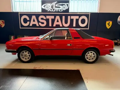 Usata Lancia Beta 118 CV (86 kW) 1976 Rosso Cabrio