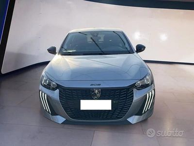 Usata Peugeot 208 Active 75 CV (55 kW) 2024 Gray Utilitaria