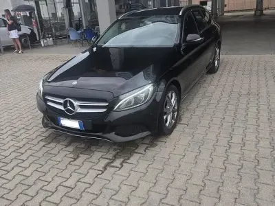Usata Mercedes C200 136 CV (100 kW) 2016 Nero Station wagon