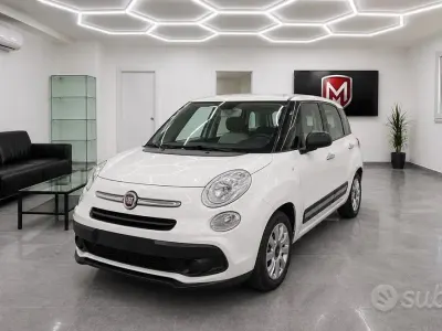 Begagnad Fiat 500L Urban 95 HK (69 kW) 2020 Vit Minibuss