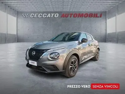 Usata Nissan Juke N-Connecta 143 CV (105 kW) 2025 Grigio SUV