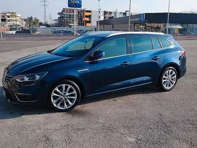 Usata Renault Mégane GrandTour 115 CV (84 kW) 2018 Blu Station wagon