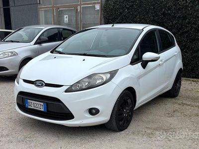 Usata Ford Fiesta Titanium 95 CV (69 kW) 2010 Other Utilitaria