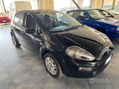 Usata Fiat Punto Street 69 CV (50 kW) 2017 Nero Utilitaria