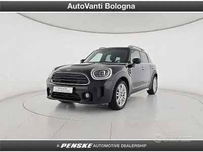 Käytetty Mini Cooper D Countryman Classic 150 HP (110 kW) 2022 Musta Katumaasturi