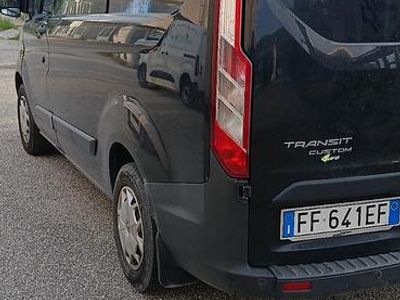 Begagnad Ford Transit Custom 136 HK (100 kW) 2016 Svart Sedan