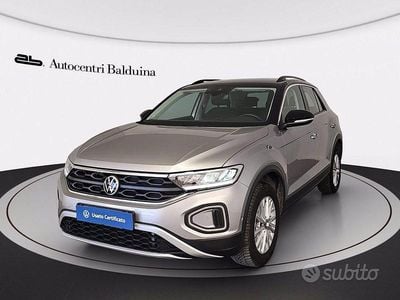 Usata VW T-Roc Life 150 CV (110 kW) 2022 Pyrit silver met/tetto nero me SUV