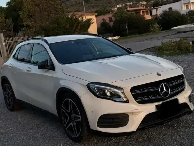 Usata Mercedes GLA220 Premium 177 CV (130 kW) 2017 Bianco SUV