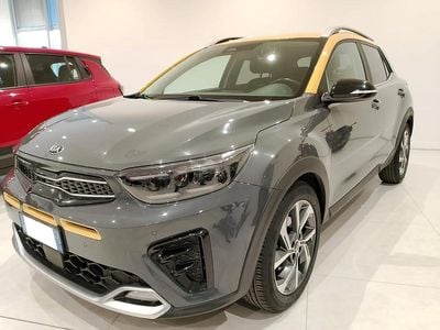 Grigio Usata 2021 Kia Stonic GT-Line SUV | 14.200 € (Buon prezzo)