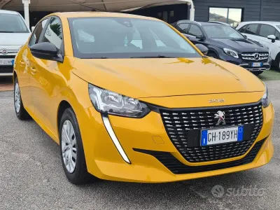 Usata Peugeot 208 75 CV (55 kW) 2022 Giallo Utilitaria