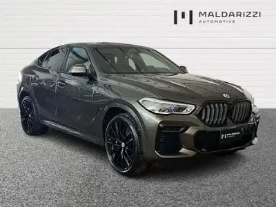 Usata BMW X6 M Sport 380 CV (279 kW) 2023 Grigio SUV