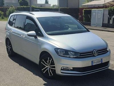 Usata VW Touran Business 116 CV (85 kW) 2017 Argento Monovolume