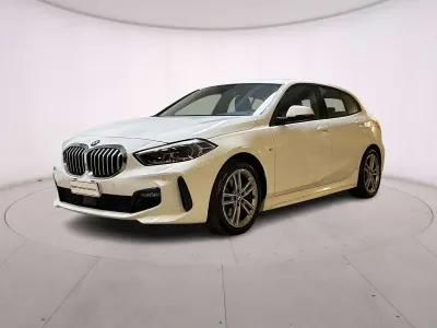 Usata BMW 116 M Sport 109 CV (80 kW) 2022 Alpin white Utilitaria