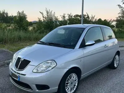 Usata Lancia Ypsilon
