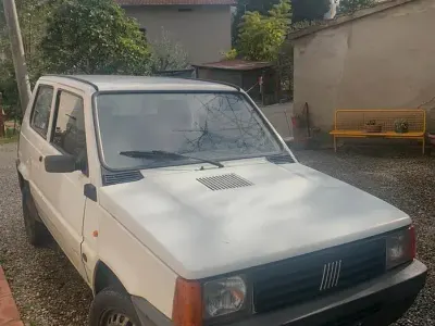 Usata Fiat Panda Young 54 CV (39 kW) 2002 Bianco Berlina