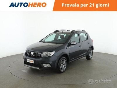 Usata Dacia Sandero Acces 75 CV (55 kW) 2019 Grigio Berlina