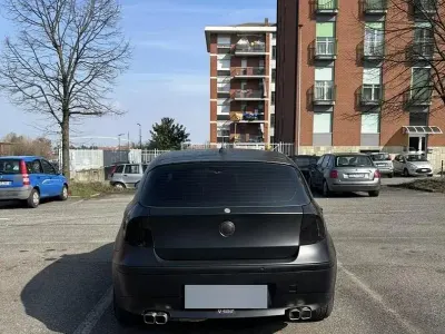Usata BMW 116 116 CV (85 kW) 2006 Nero Utilitaria