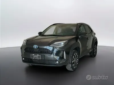 Second-hand Toyota Yaris Cross Trend 116 CP (85 kW) 2023 Gri SUV