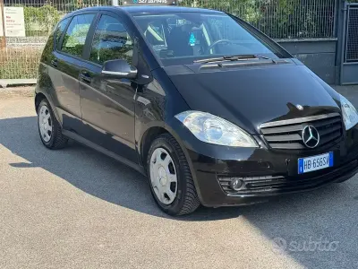 Usata Mercedes A160 Avantgarde 95 CV (69 kW) 2011 Nero Utilitaria