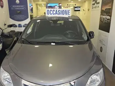 Usata Lancia Ypsilon Silver 69 CV (50 kW) 2012 Utilitaria