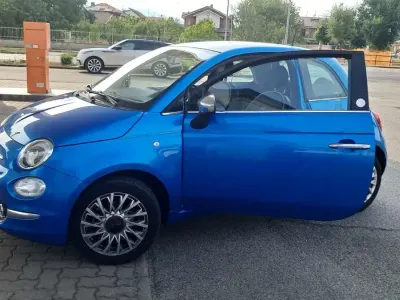 Usata Fiat 500 Lounge 69 CV (50 kW) 2018 Blu/azzurro Utilitaria