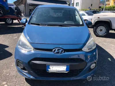 Usata Hyundai i10 Comfort 66 CV (48 kW) 2016 Bluazzurro Utilitaria