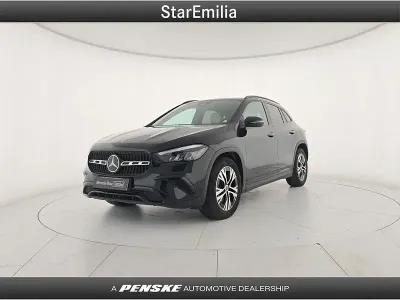 Usata Mercedes GLA200 Advanced 163 CV (119 kW) 2025 Nero SUV