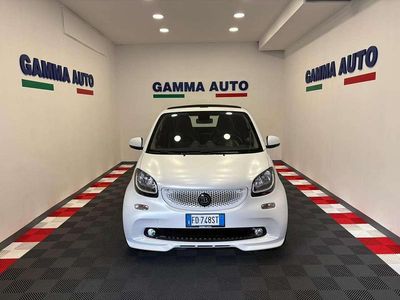 Usata Smart ForTwo Cabrio Brabus Xclusive 109 CV (80 kW) 2017 Moon white matt Cabrio