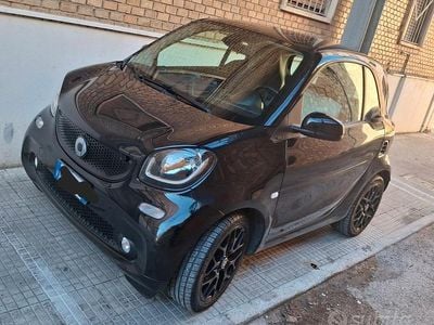 Begagnad Smart ForTwo Coupé Prime 90 HK (66 kW) 2017 Svart Sportkupé