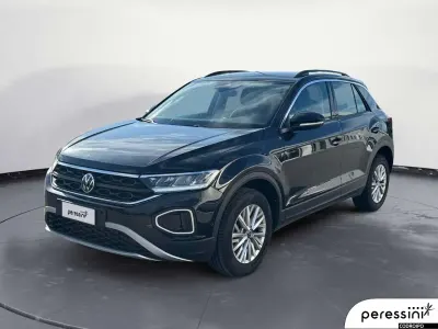 Usata VW T-Roc Life 150 CV (110 kW) 2025 Nero perla SUV