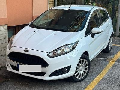 Usata Ford Fiesta 95 CV (69 kW) 2017 Bianco Utilitaria