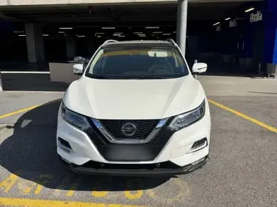 Usata Nissan Qashqai Tekna+ 116 CV (85 kW) 2018 Grigio SUV
