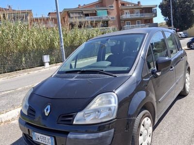 Nero Usata 2009 Renault Modus Monovolume | 2800 € (Buon prezzo)