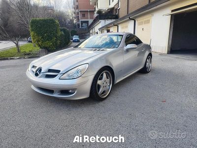 Usata Mercedes SLK200 163 CV (119 kW) 2004 Grigio Cabrio