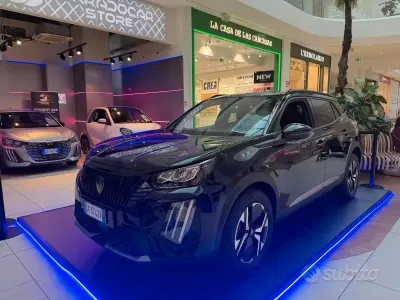 Usata Peugeot 2008 Allure 101 CV (74 kW) 2025 Nero SUV