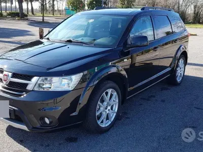Usata Fiat Freemont Lounge 140 CV (102 kW) 2011 Nero SUV